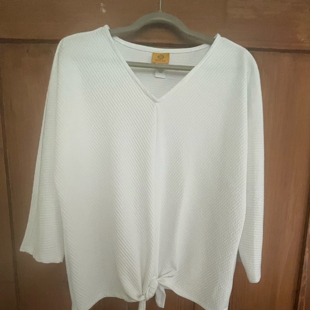 Ruby Rd. White Textured Knit Knotted V Neck Top Women’s M